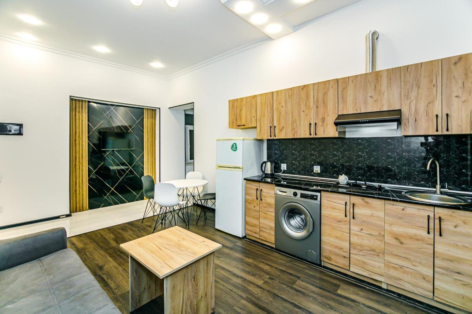 M Estate. 2 Room Home In Targovu Baku Eksteriør billede
